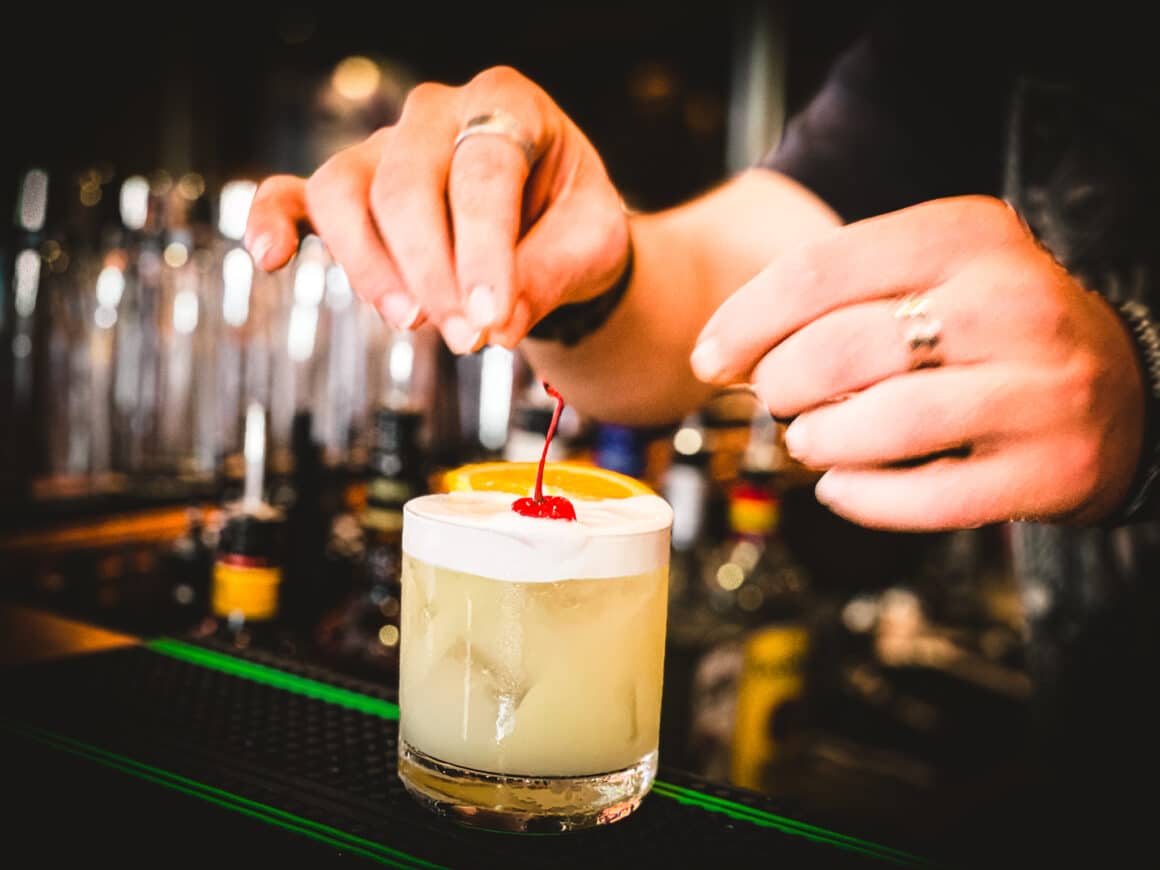 aquafaba whiskey sour