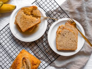 Veganes Bananenbrot in Scheiben