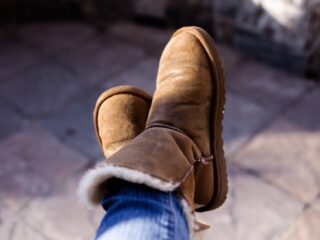 Braune Ugg Boots von nahem