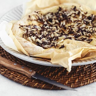 Radicchio Pizza mit Trueffeloel – Alicia Silverstone´ veganes Lieblingsrezep