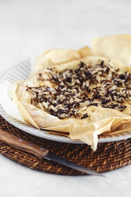 Radicchio Pizza mit Trueffeloel – Alicia Silverstone´ veganes Lieblingsrezep