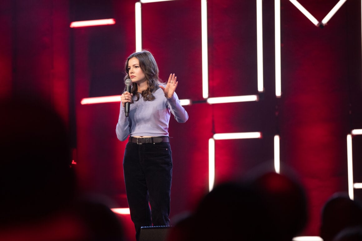 Maria Clara Groppler bei einem Live-Auftritt (Foto: Markus Palmer, SWR)