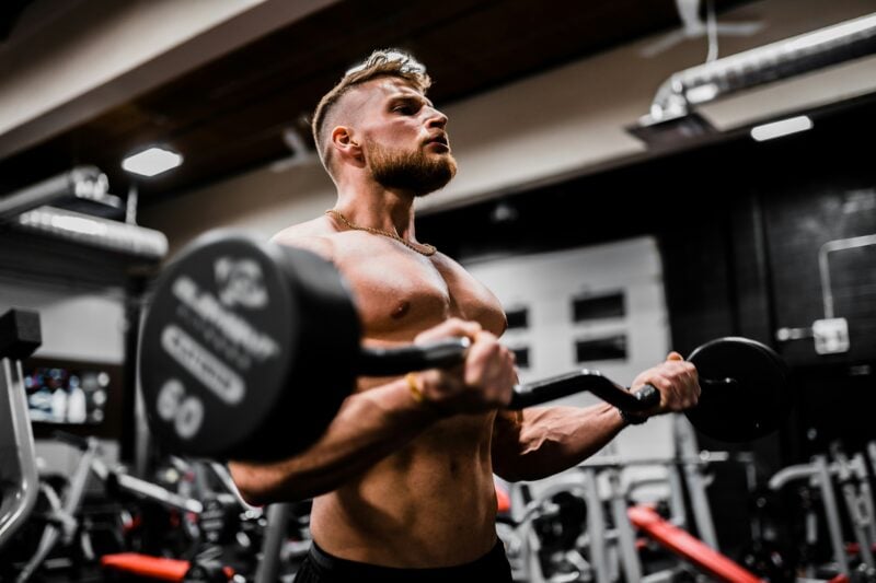 Can vegans build muscles? We check, what sciene says