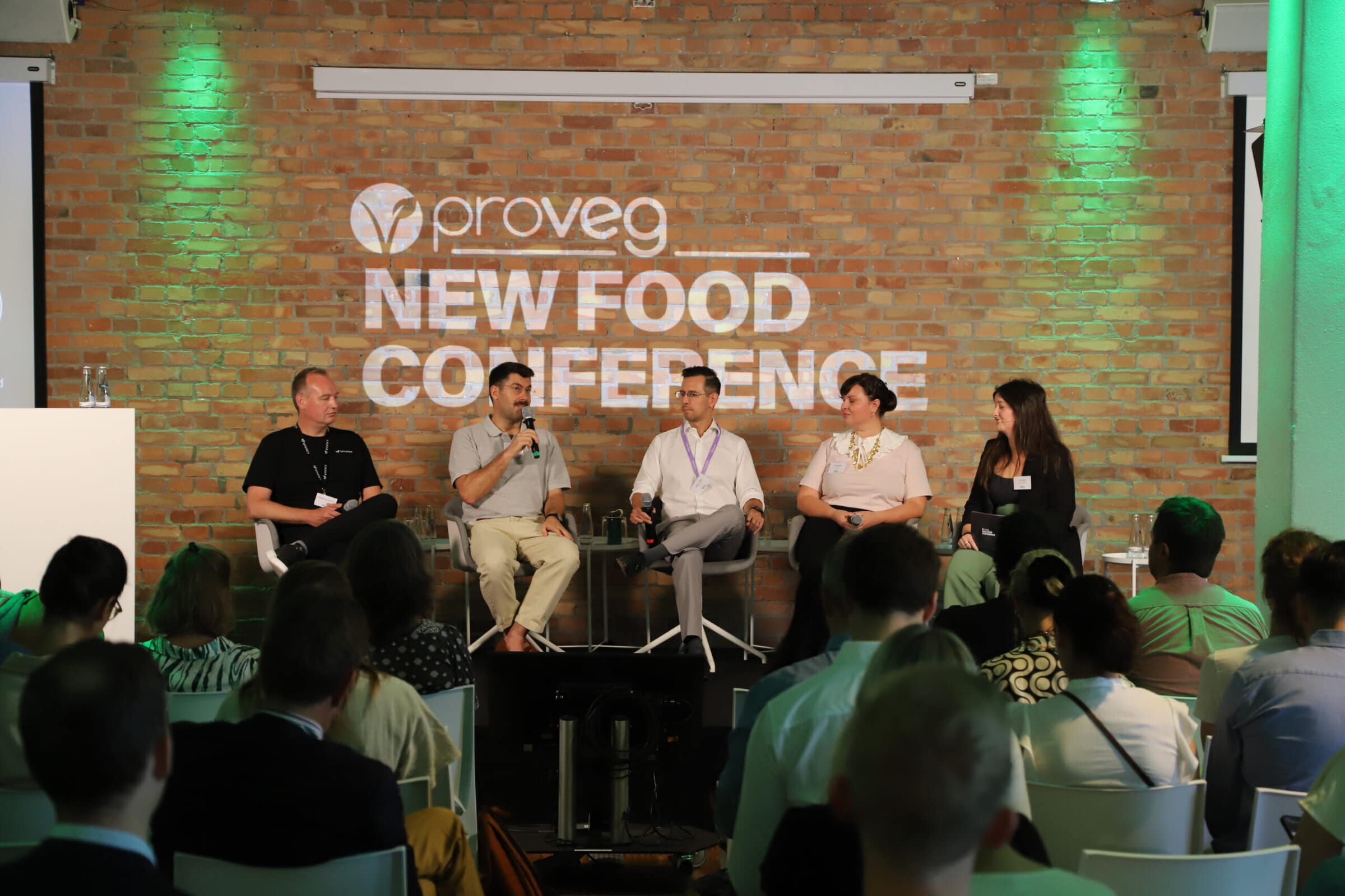 New Food Conference 2024 Panel talk with C. Pichler, S. van Sint Fiet, I. Vargaa, E. Sommer, J. Martin about precision-fermentation dairy @Miyeon Choi