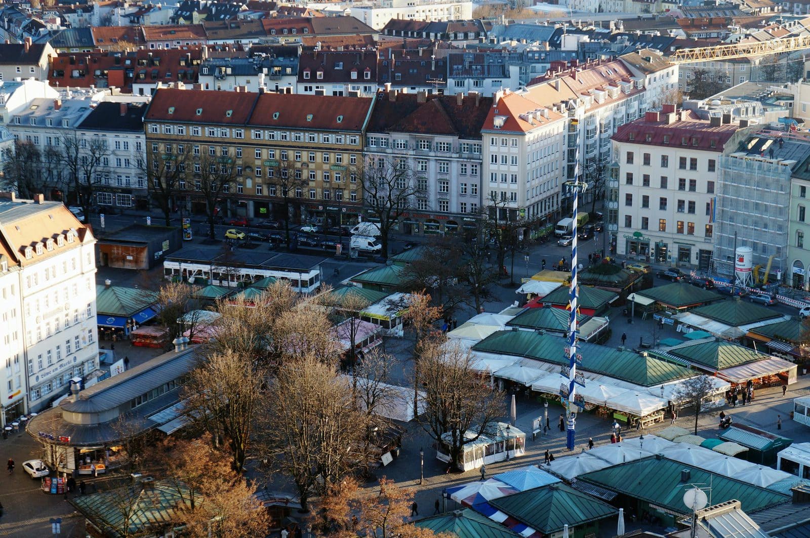 Münchner Glockenbachviertel mit gemütlichen Cafés und Vegan-Restaurants