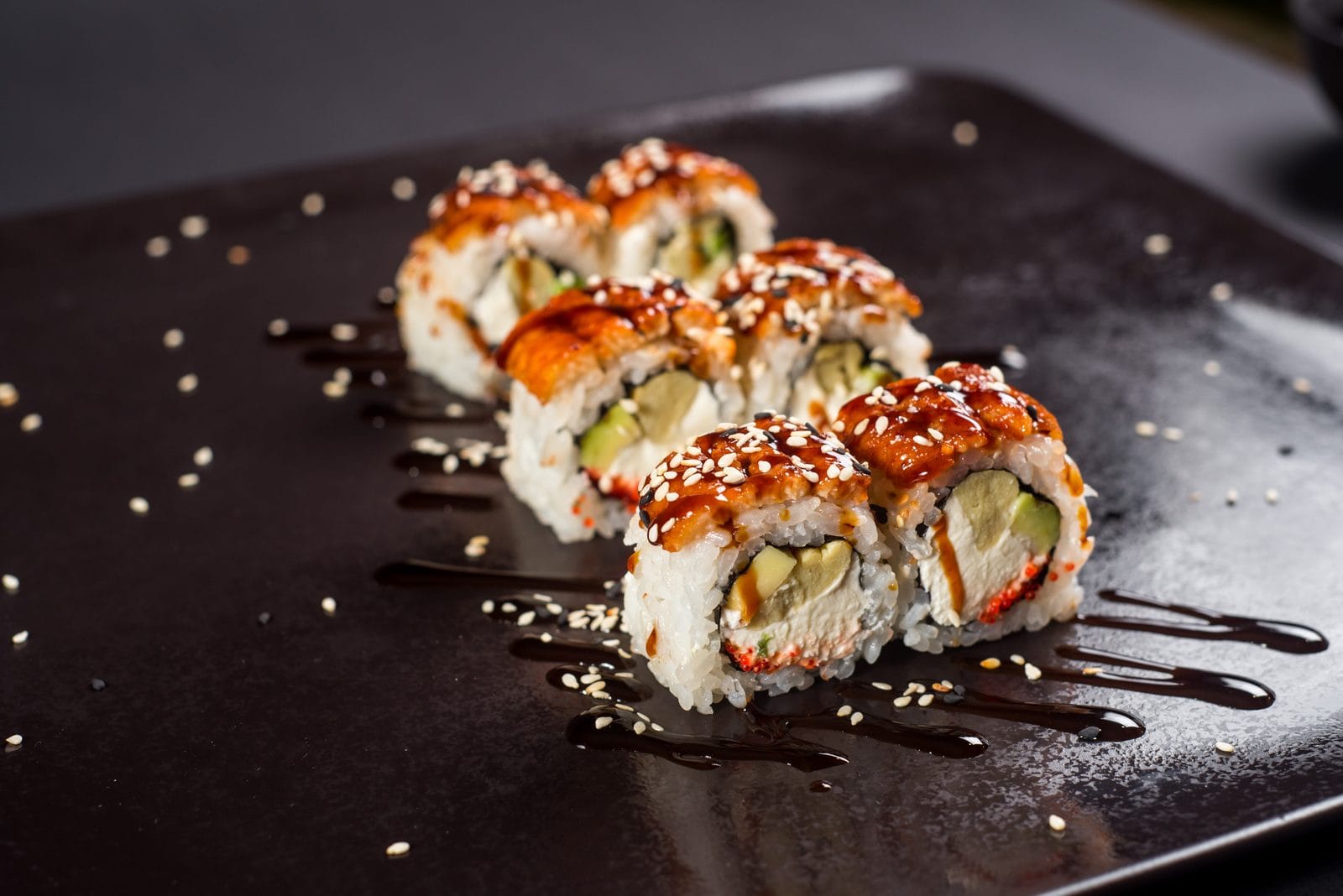 California roll sushi with sesame