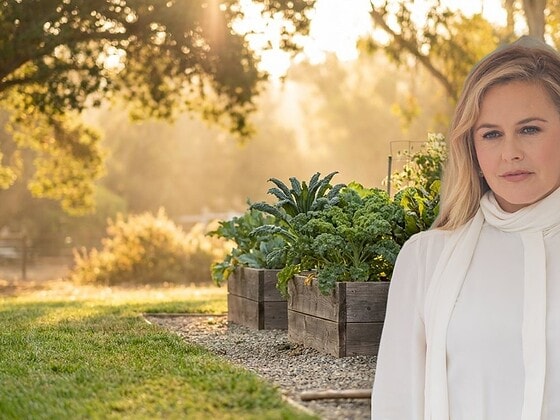 Alicia Silverstone vegan check banner