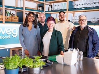 Die Jury der V-Label Awards 2026 beim Jury-Tasting im ProVeg Incubator in Berlin