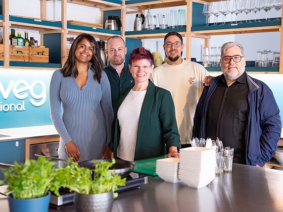 Die Jury der V-Label Awards 2026 beim Jury-Tasting im ProVeg Incubator in Berlin