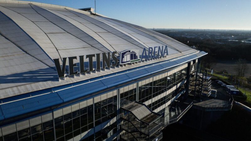Luftaufnahme der VELTINS-Arena in Gelsenkirchen