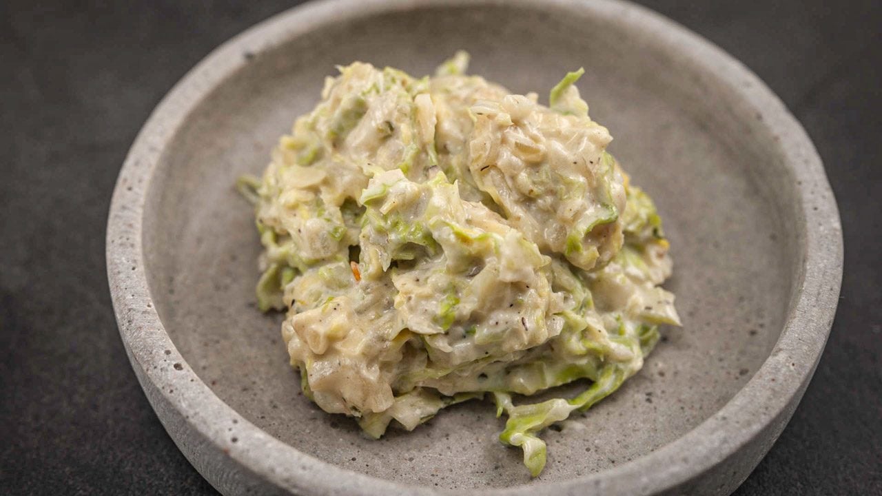 Veganer Rahmwirsing aus einem Fine-Dining-Kurs